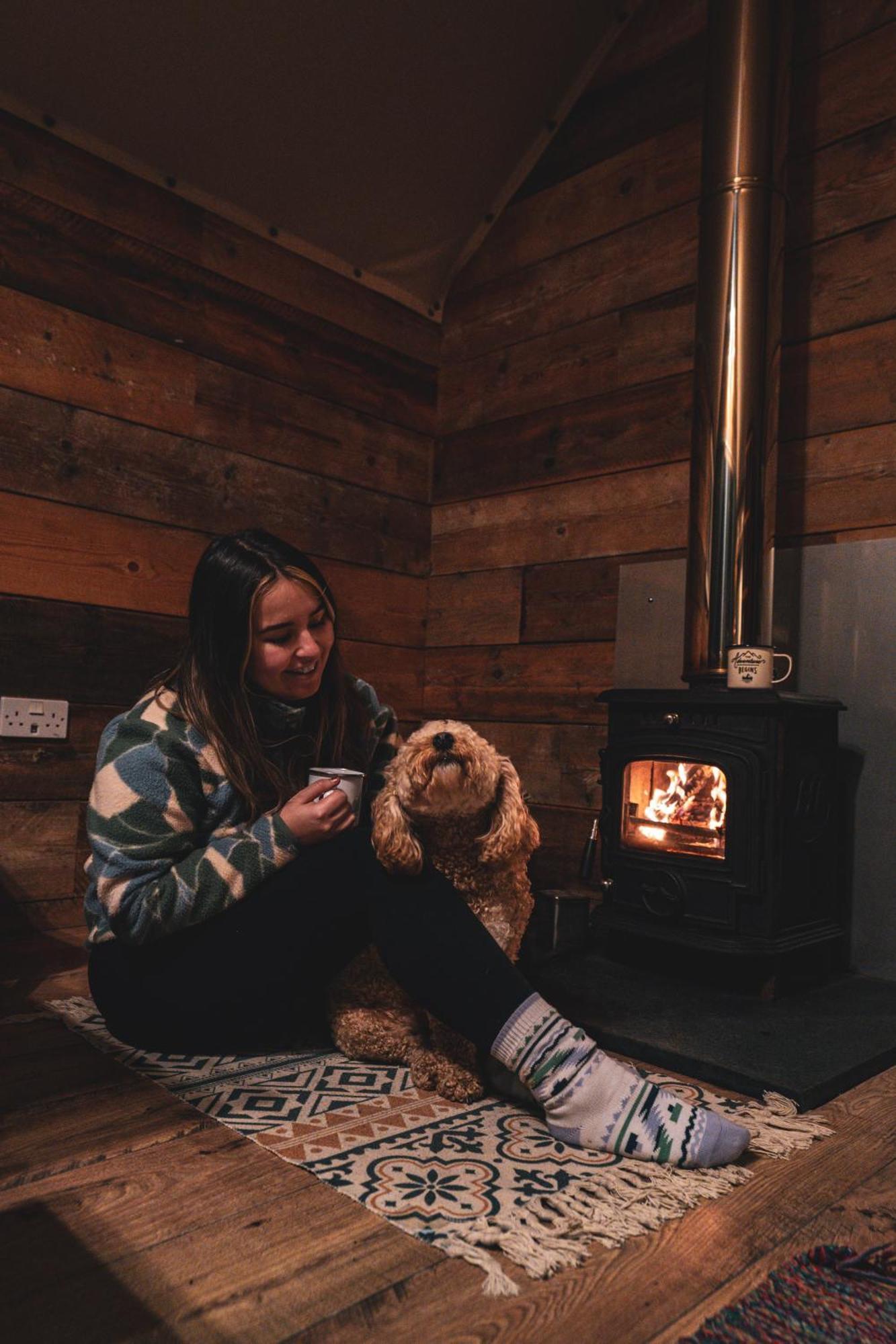 Llechwedd Glamping Hotel Блайнай-Фестиньог Екстериор снимка